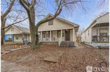 Main picture of 935 N Ewing St