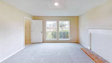 Main picture of 2225 Salerno Dr