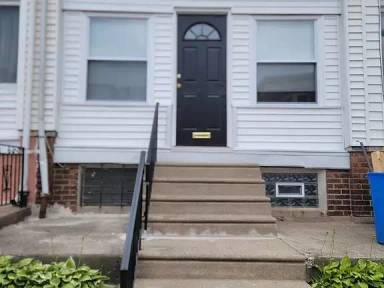 Main picture of 4939 N 17th St
