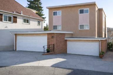 Main picture of 522 Merritt Ave