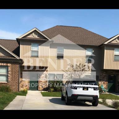 Main picture of 1826 Bell Tower Ln NE