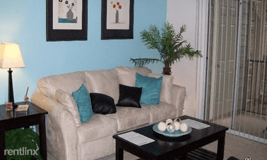 Main picture of Villas at Bandera