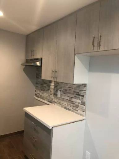 Main picture of 6112-6114 S San Pedro St Apartments
