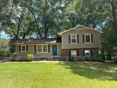 Main picture of 105 Chuckwood Dr