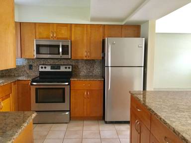 Main picture of 1010 S Miramar Ave