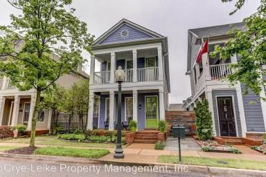 Main picture of 165 River Lights Ln
