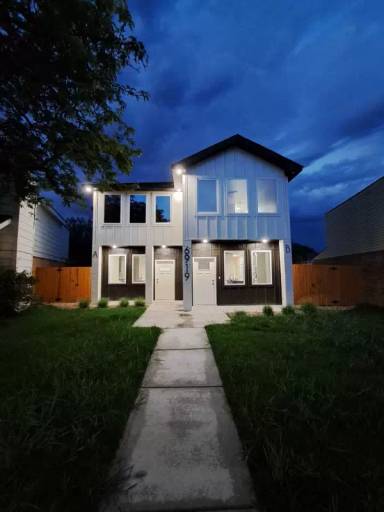 Main picture of 6919 Hurst St