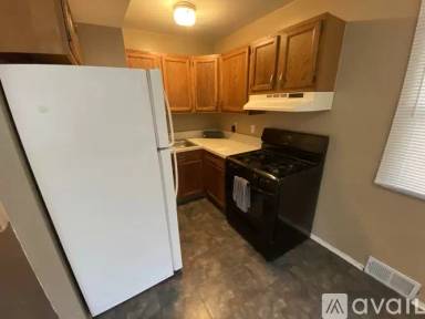 Main picture of 2260 Stieber St