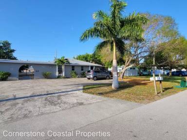 Main picture of 702 SE 47th St