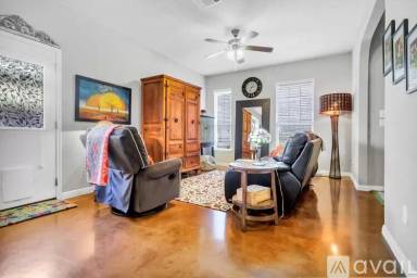 Main picture of 4620 Inicio Ln