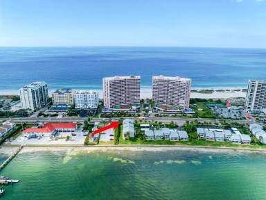 Main picture of 1351 Gulf Blvd