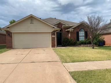 Main picture of 2529 NW 164th Ter