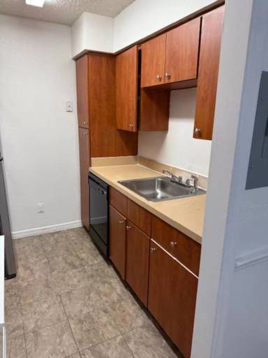 Main picture of 375 Wymore Rd