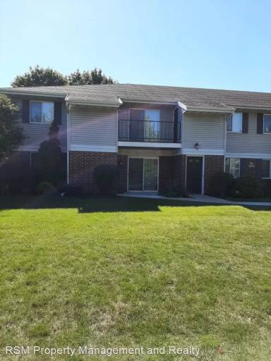 Main picture of N110 W 16973 Ashbury Cir
