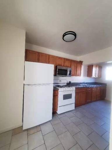 Main picture of 6208 Fenham St