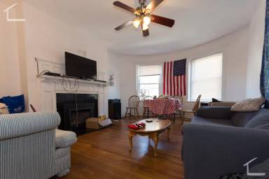 Main picture of 11 Belvidere St