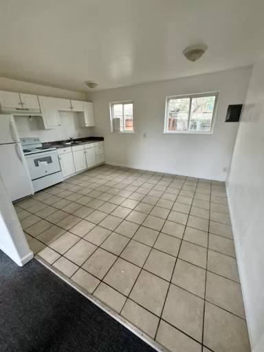 Main picture of 207 University Dr
