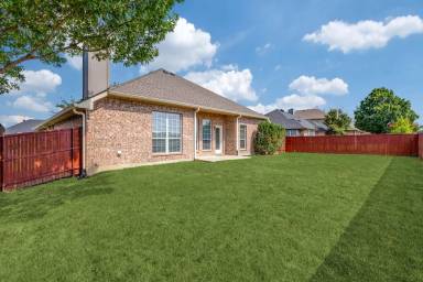 Main picture of 9247 Aristocrat Ln