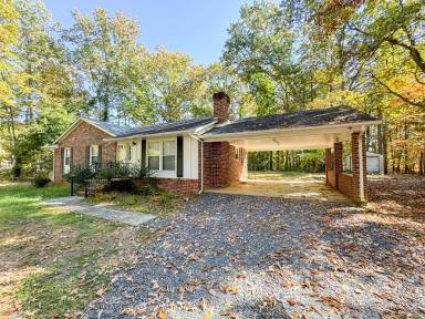 Main picture of 61 Mechunk Creek Dr