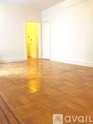 Main picture of 287 Linden Blvd