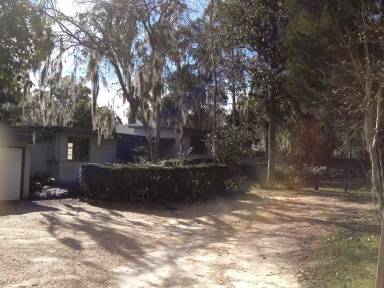 Main picture of 2317 W University Ave