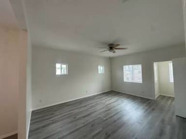 Main picture of 2715 1/2 Alsace Ave