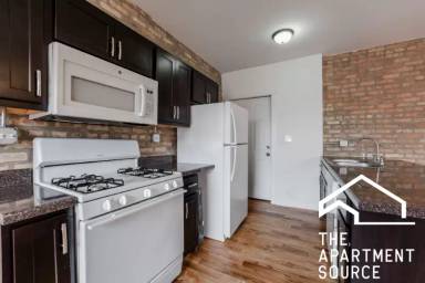 Main picture of 4738 N Whipple St