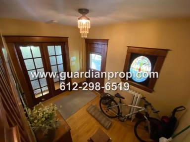 Main picture of 1278 Charles Ave