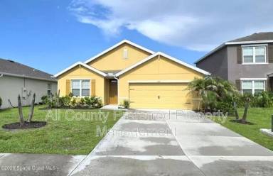 Main picture of 242 Guinevere Dr
