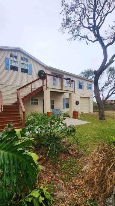 Main picture of 204 Desoto Rd