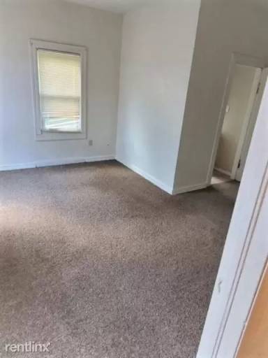 Main picture of 307 S Greenwood St