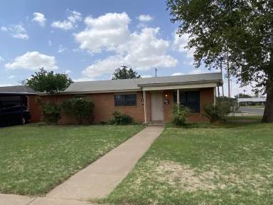 Main picture of 5011 42nd St