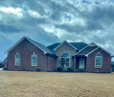 Main picture of 25780 Camden Ct