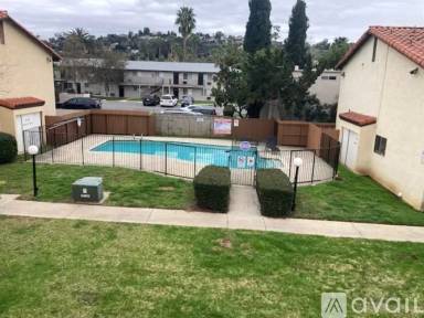 Main picture of 932 S Mollison Ave