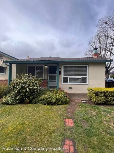 Main picture of 1770 Woodside Rd