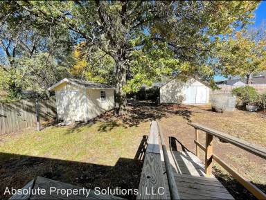 Main picture of 1433 W Calhoun St