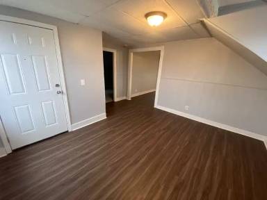 Main picture of 227 Brightman St