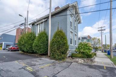 Main picture of 26 King Ave