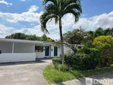 Main picture of 3840 SW 94th Ave