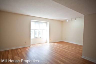 Main picture of 714 Martin Luther King Jr Blvd