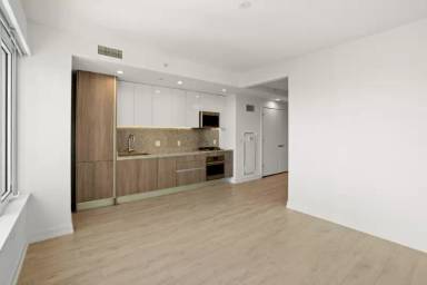Main picture of 1106 N Wells St