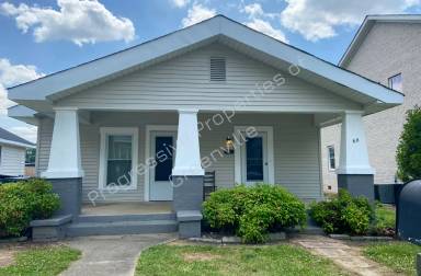 Main picture of 6 Cromwell Ave