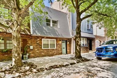 Main picture of 1401 E Susquehanna Ave