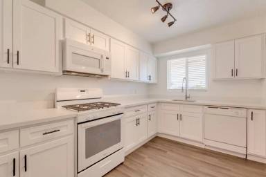 Main picture of 4121 - 4129 N 33rd Dr