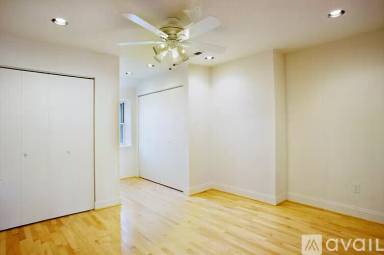 Main picture of 417 Denniston St