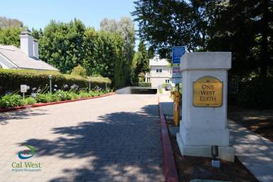 Main picture of 1 W Edith Ave
