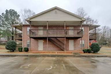 Main picture of 1640 Golf Club Ln