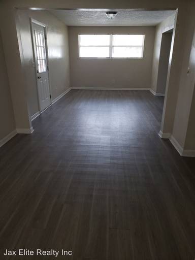 Main picture of 5259 Royce Ave