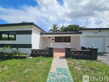 Main picture of 7908 Granada Blvd