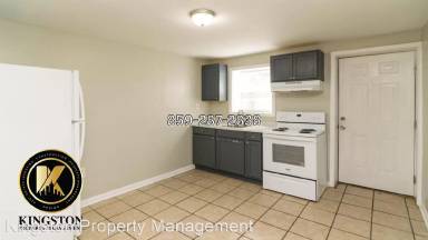 Main picture of 734 N Broadway